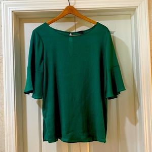 Beautiful Emerald Green Ann Taylor blouse